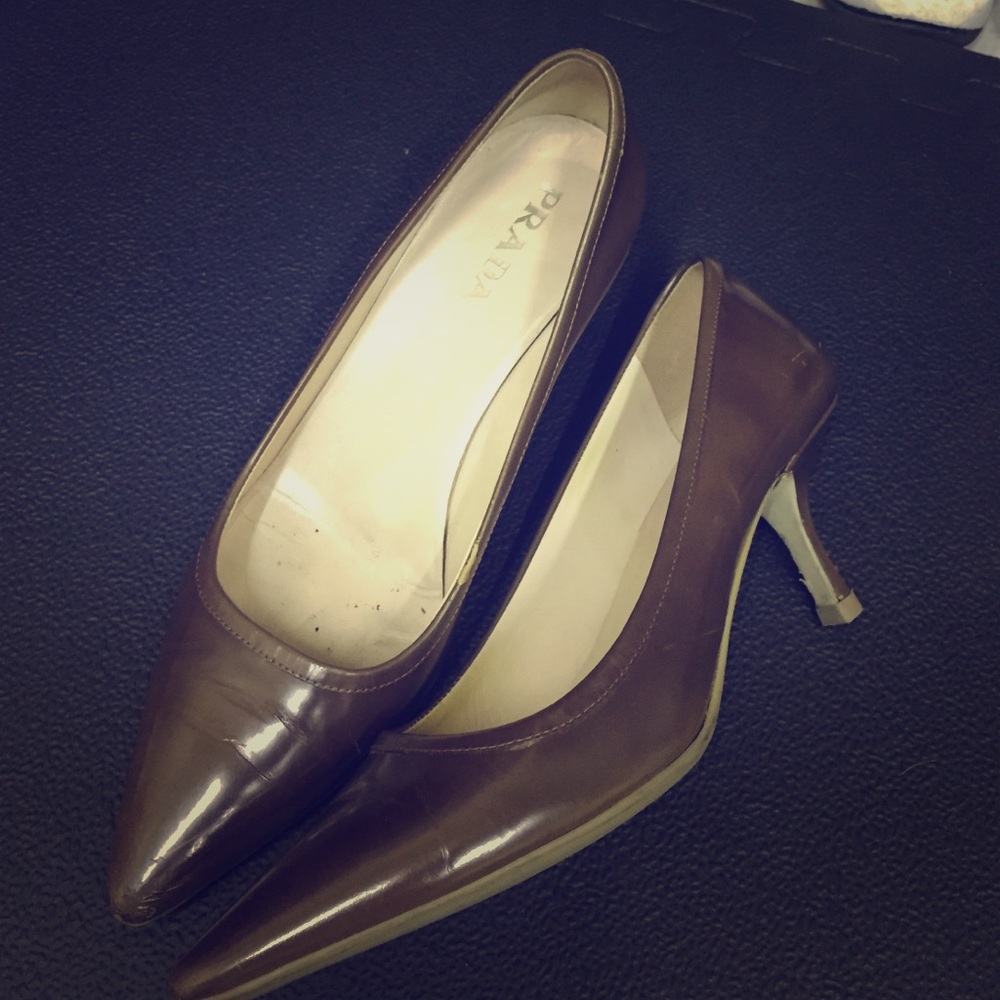 Prada brown pumps - Offers Welcome!